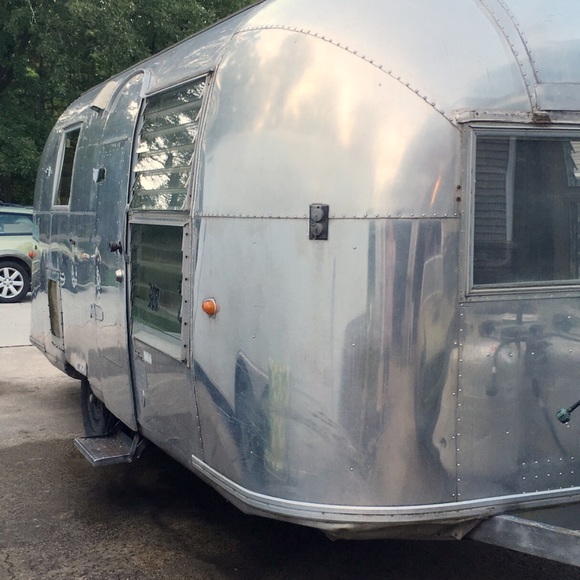 Closet Details! - Picture 3 of 3